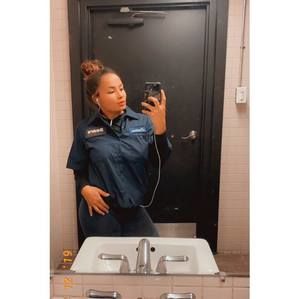 Meet your Posher, Justine